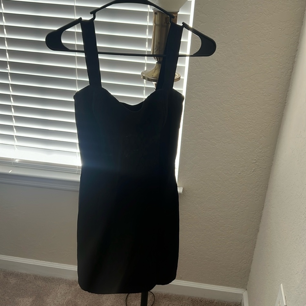 Womens size 6 bodycon stretch dress sweetheart neckline